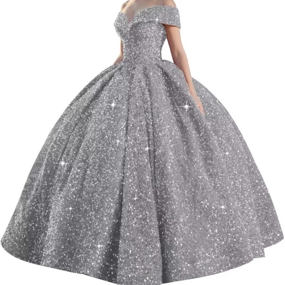 Gorgeous silver sequin ball gown, NEVER WORN! - Picture 8 of 9